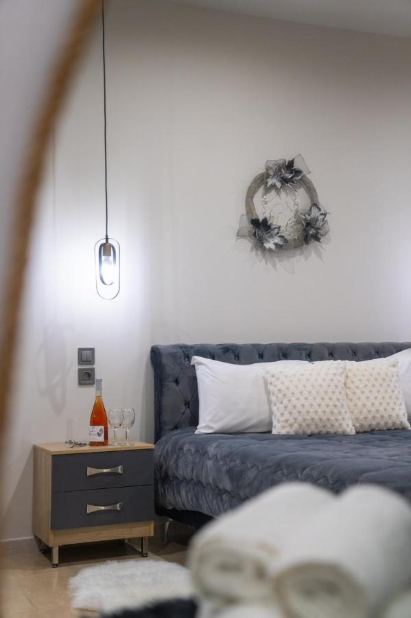 Guesthouse Aelia Káto Loutrákion Dış mekan fotoğraf